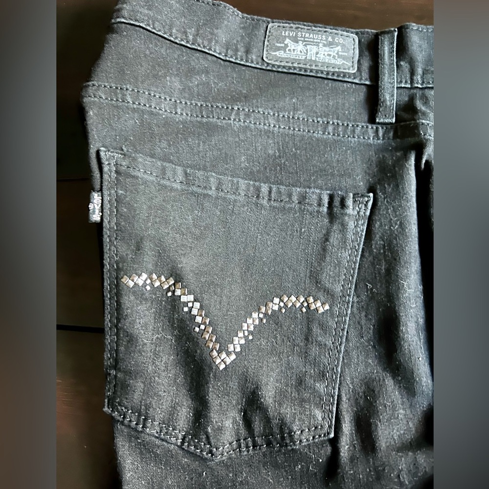 Levi’s 512 Perfectly Slimming Bootcut Jeans - Picture 3 of 11